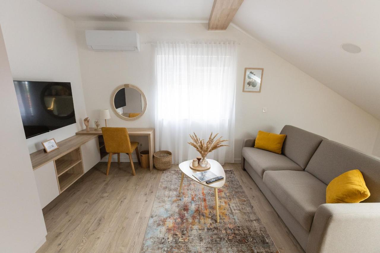 Rooms & Apartment Perak Kutjevo Exteriör bild
