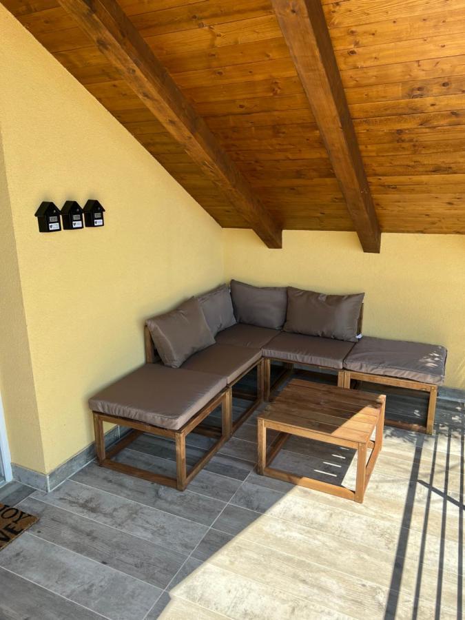 Rooms & Apartment Perak Kutjevo Exteriör bild